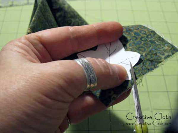 How to make simple three dimensional fabric embellishments