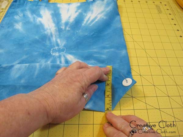 Free Sewing Tutorial: How to Add a Drop-in Lining to a Simple Tote Bag