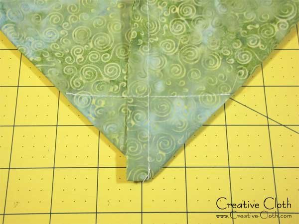 Free Sewing Tutorial: How to Add a Drop-in Lining to a Simple Tote Bag