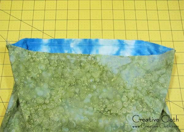 Free Sewing Tutorial: How to Add a Standard Lining to a Tote Bag