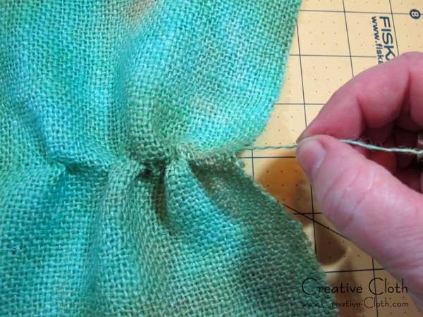 Embellished Zipper Pouch Tutorial {plus tips for sewing burlap}