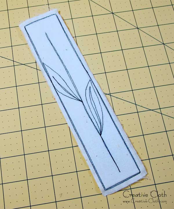 How to make an easy fabric bookmark with flower embellishment